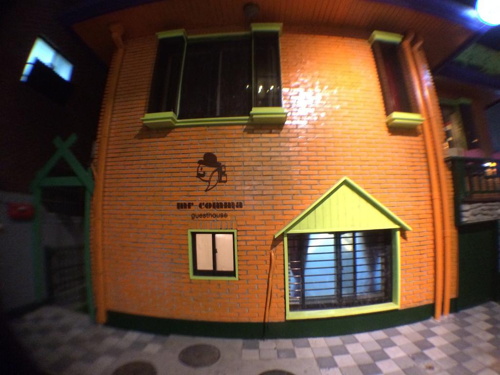 Mr. Comma Guesthouse Seoul Exterior photo