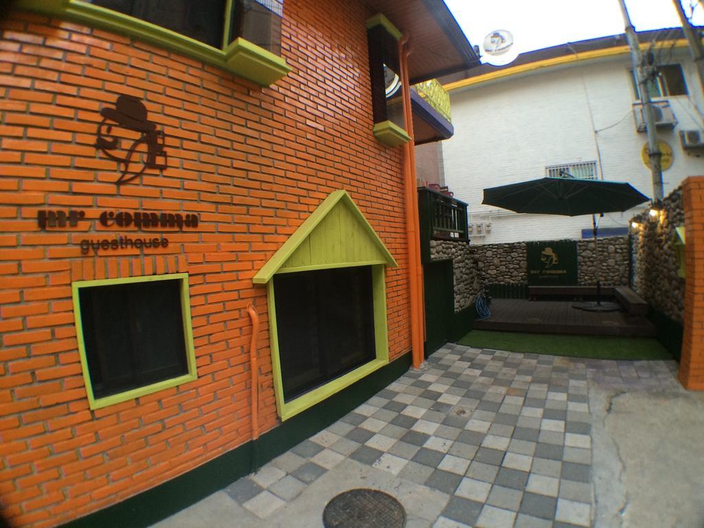 Mr. Comma Guesthouse Seoul Exterior photo