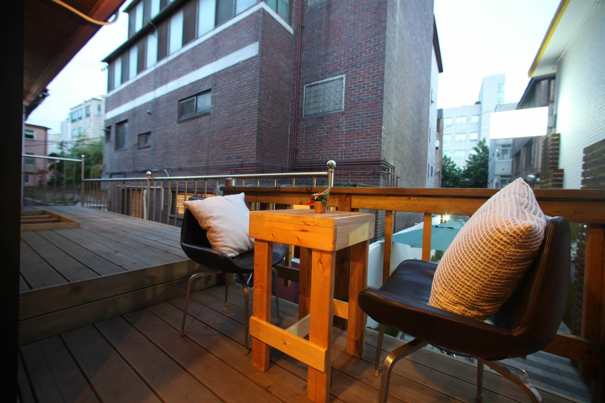 Mr. Comma Guesthouse Seoul Exterior photo